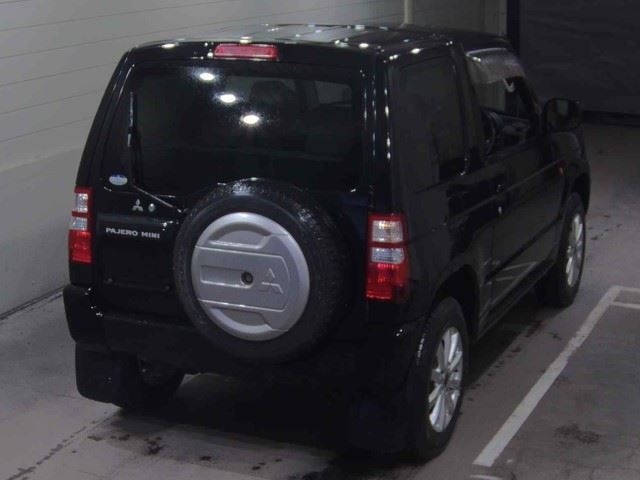 MITSUBISHI PAJERO MINI