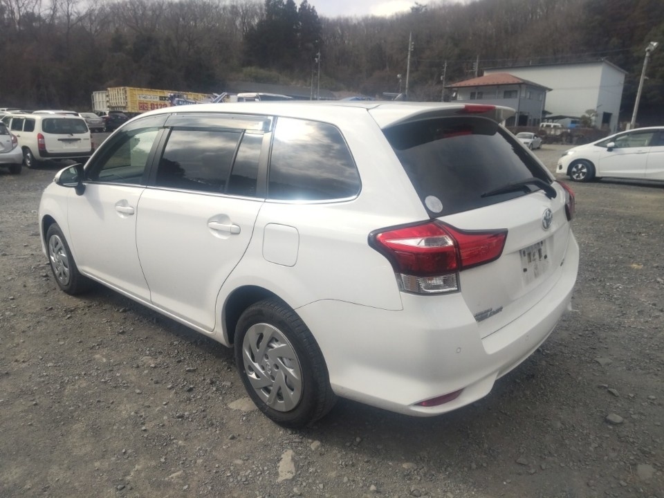 TOYOTA COROLLA FIELDER