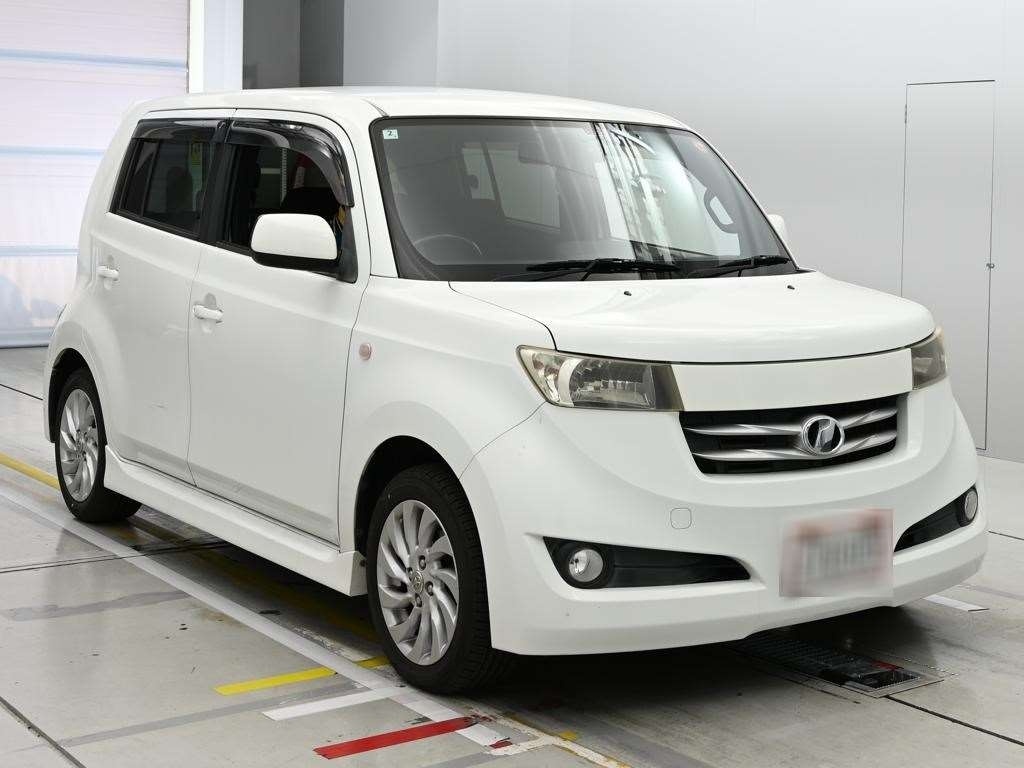 TOYOTA BB