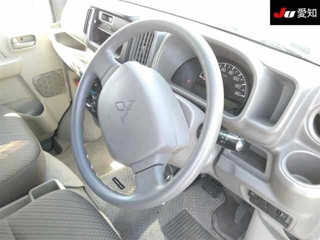 MITSUBISHI MINICAB