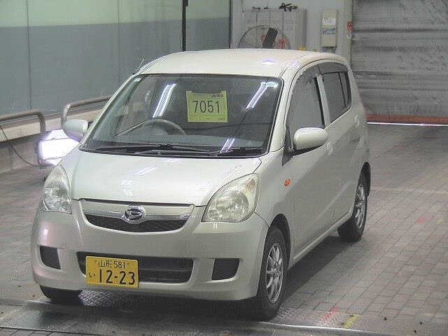 DAIHATSU MIRA