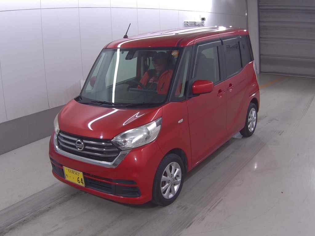 NISSAN DAYZ ROOX
