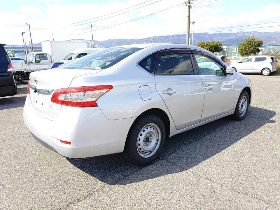 NISSAN SYLPHY