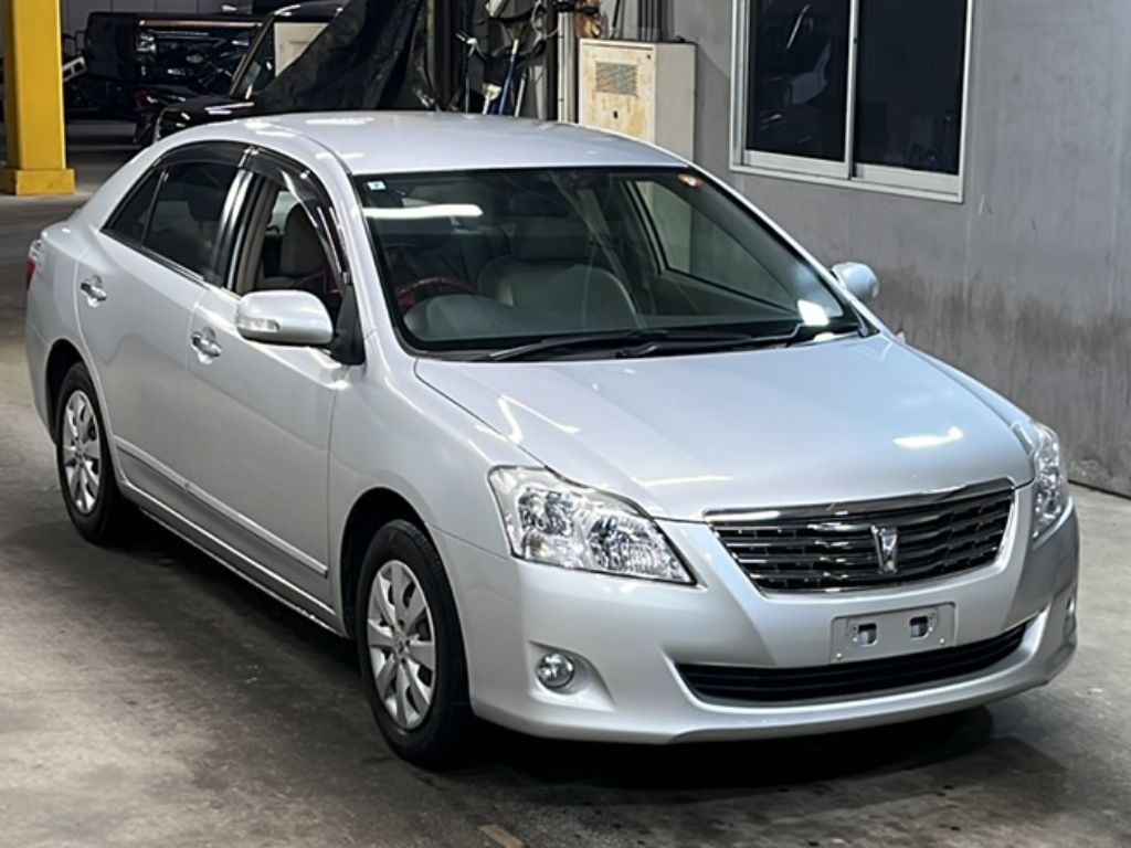 TOYOTA PREMIO