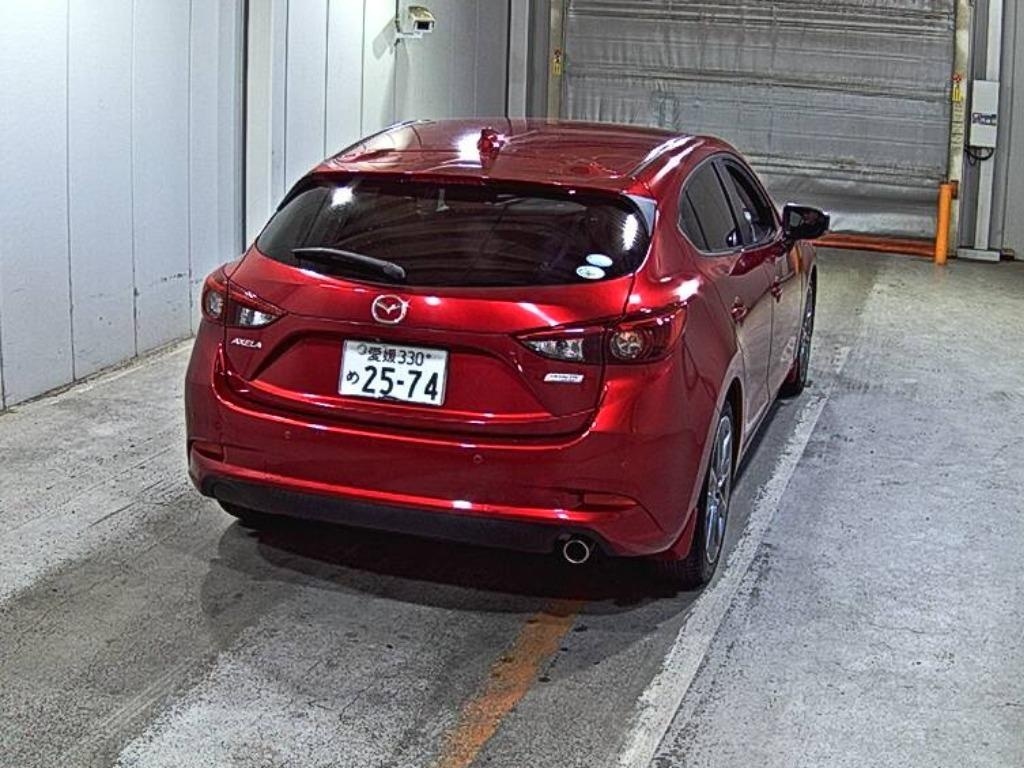 MAZDA AXELA