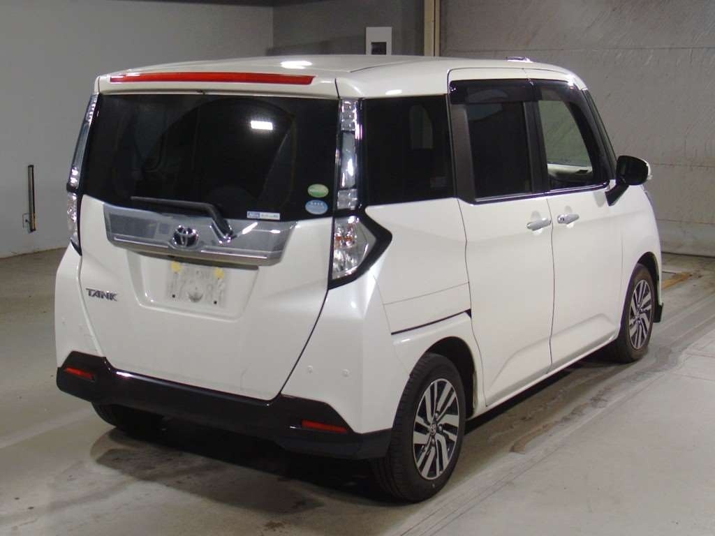 TOYOTA TANK