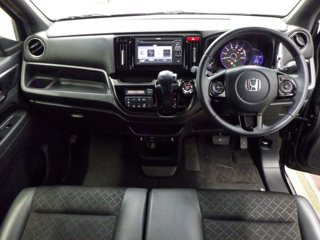 HONDA N-WGN