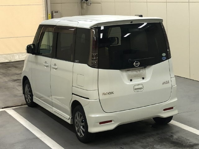 NISSAN ROOX