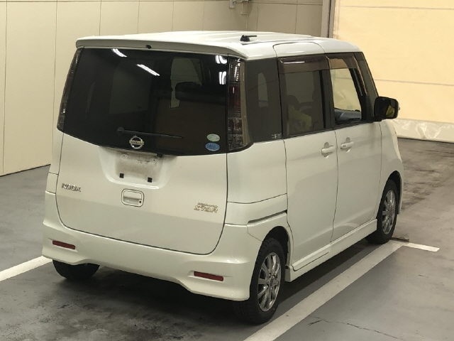 NISSAN ROOX