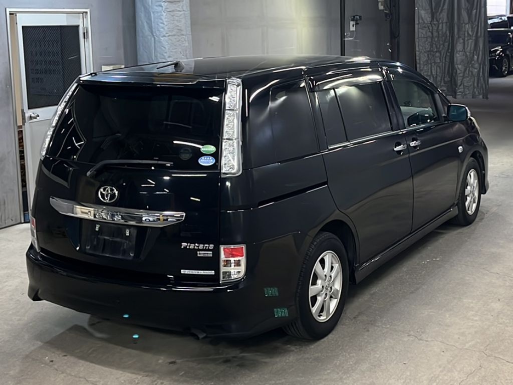 TOYOTA ISIS