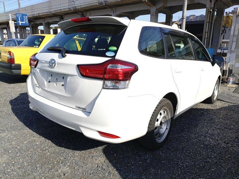 TOYOTA COROLLA FIELDER