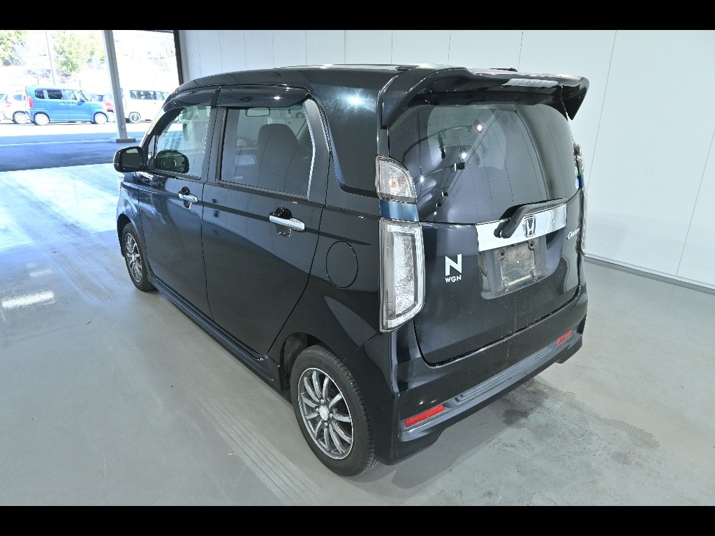 HONDA N-WGN