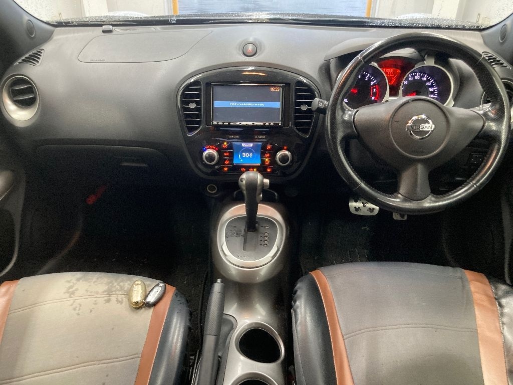 NISSAN JUKE