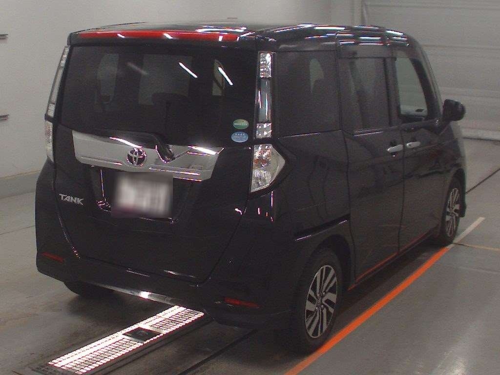 TOYOTA TANK