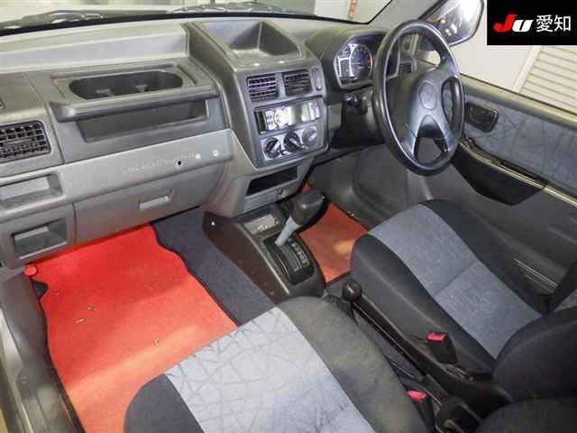 MITSUBISHI PAJERO MINI