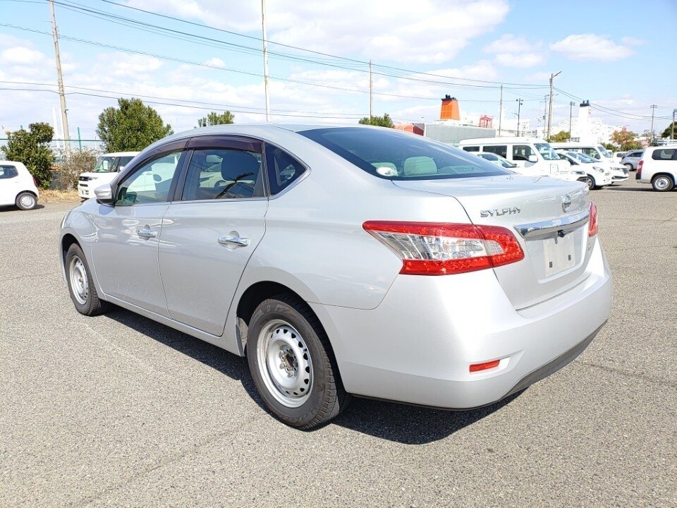 NISSAN SYLPHY