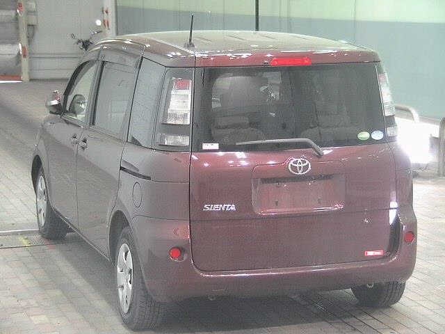 TOYOTA SIENTA