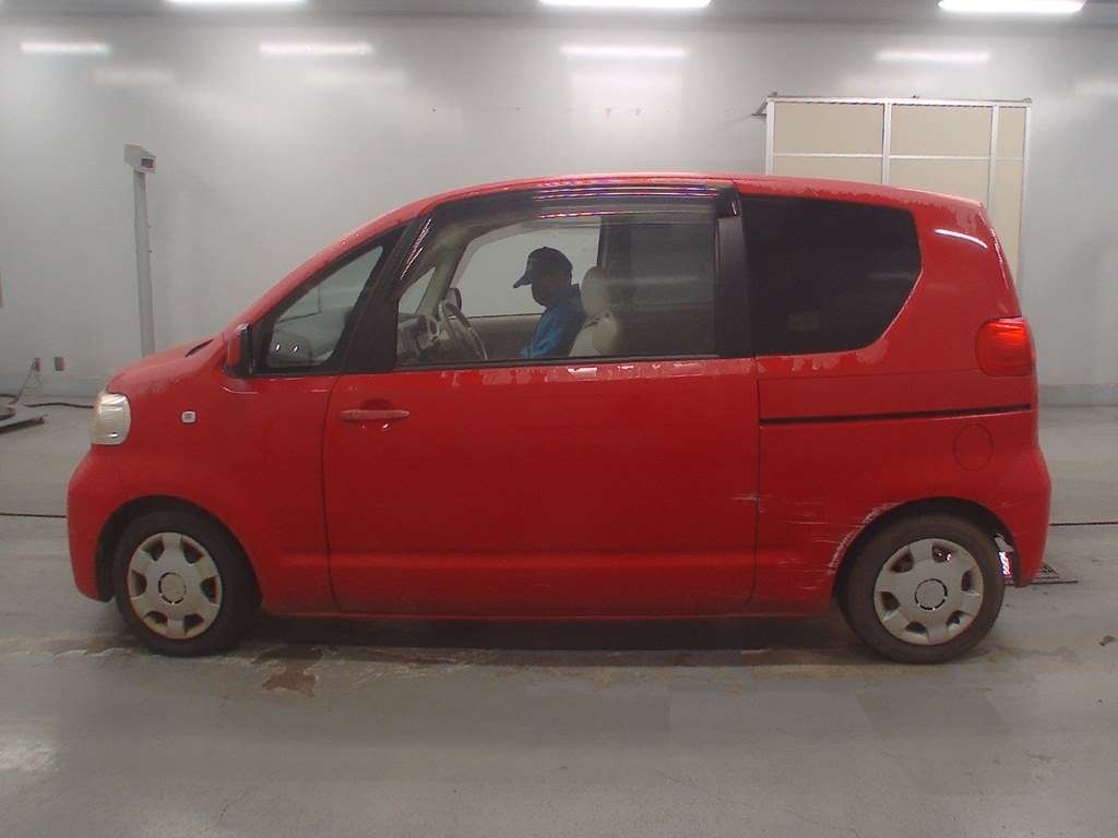 TOYOTA PORTE
