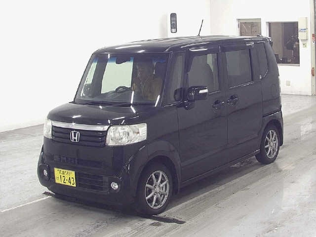 HONDA N-BOX