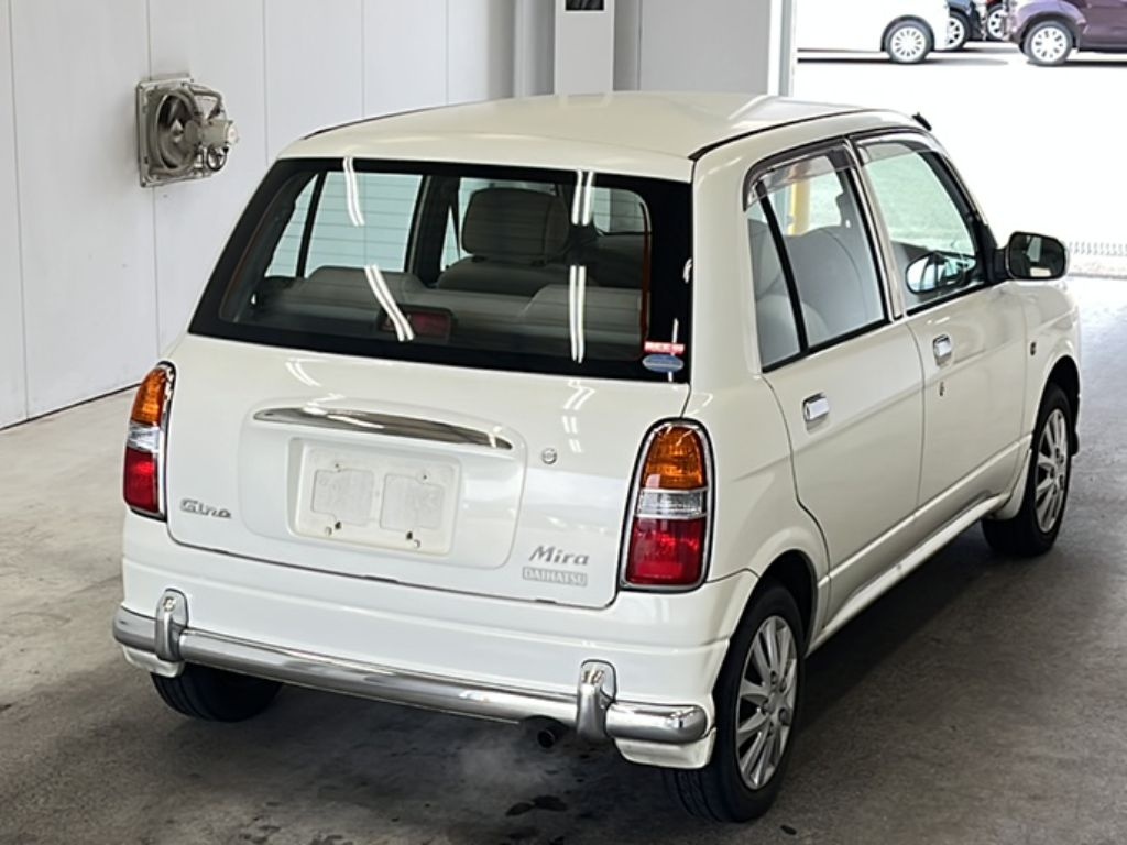 DAIHATSU MIRA GINO