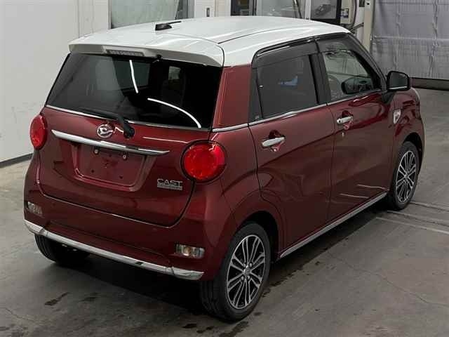 DAIHATSU CAST