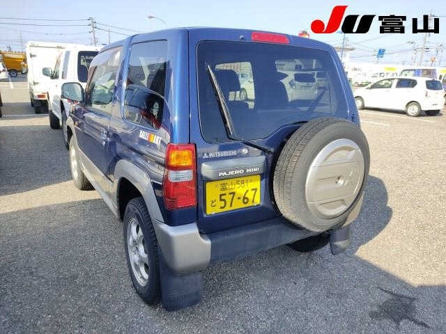 MITSUBISHI PAJERO MINI