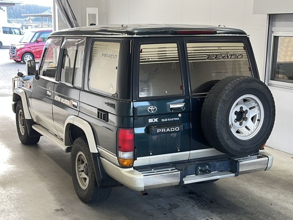 TOYOTA LAND CRUISER PRADO