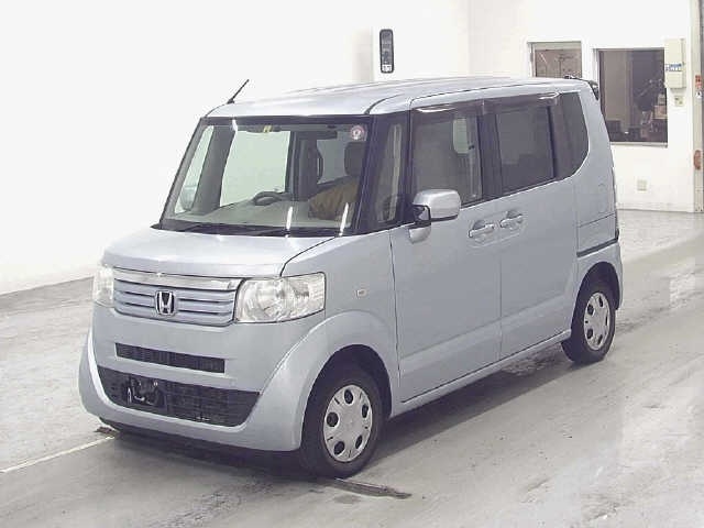 HONDA N-BOX