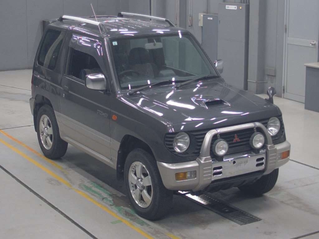 MITSUBISHI PAJERO MINI