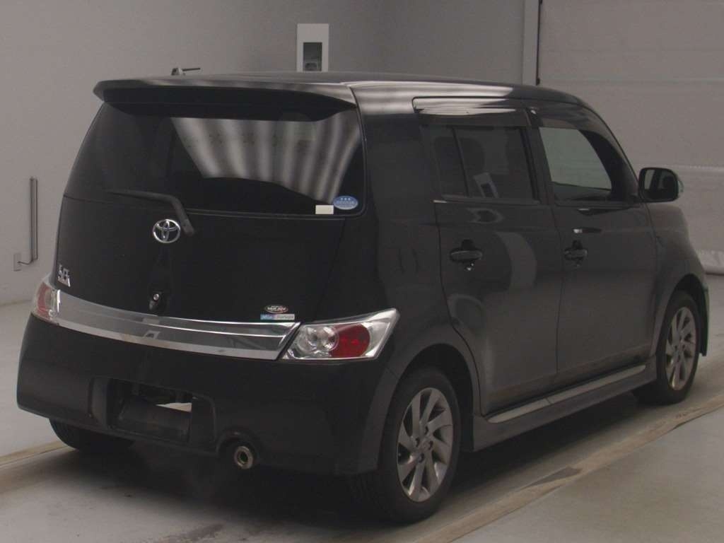 TOYOTA BB