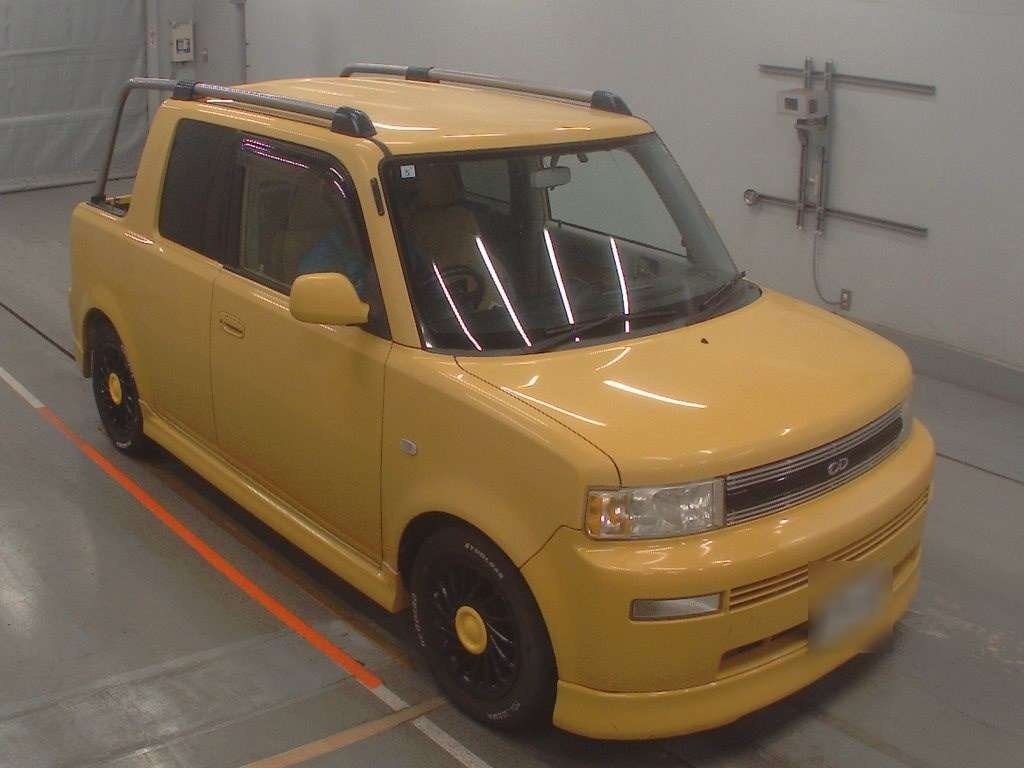 TOYOTA BB
