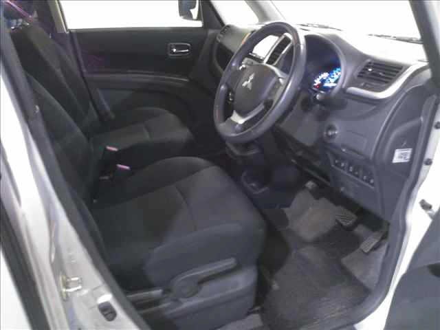 MITSUBISHI DELICA D:2
