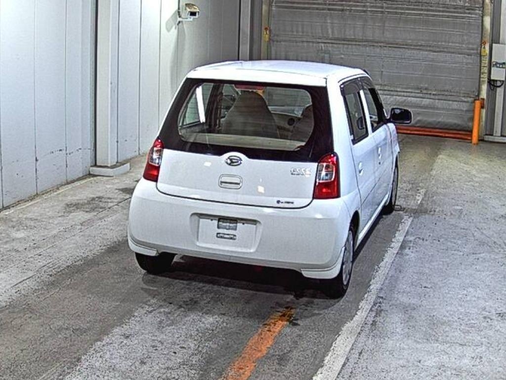 DAIHATSU ESSE