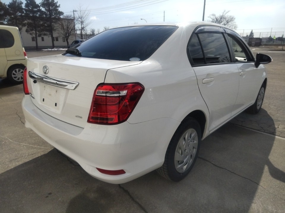 TOYOTA COROLLA AXIO