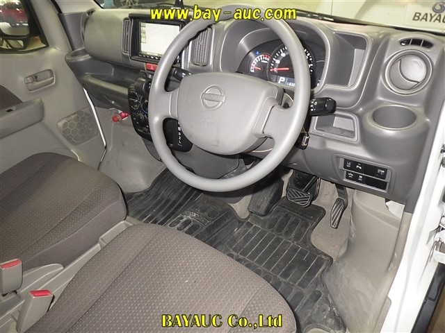 NISSAN NV100 CLIPPER