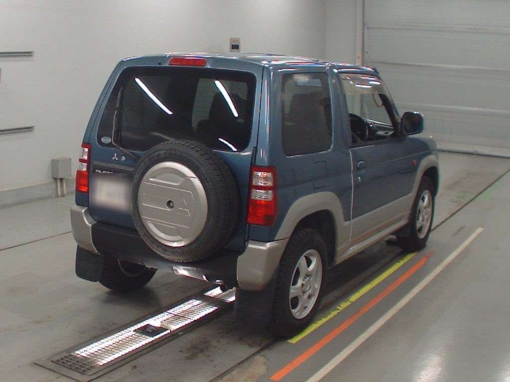 MITSUBISHI PAJERO MINI