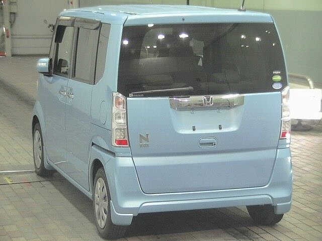 HONDA N-BOX