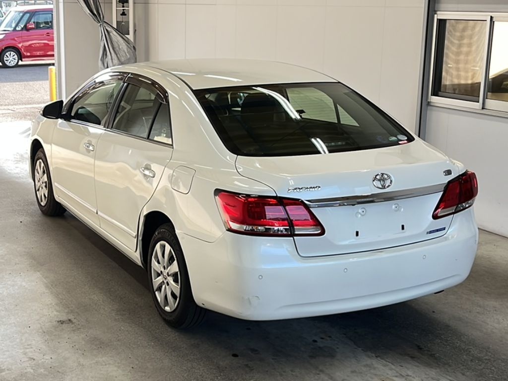 TOYOTA PREMIO