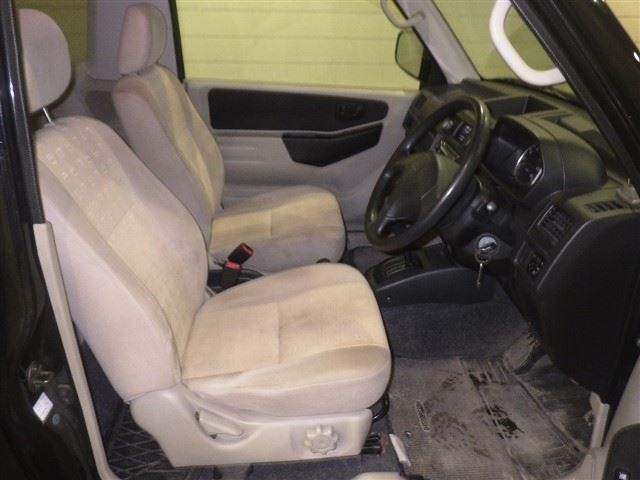 MITSUBISHI PAJERO MINI