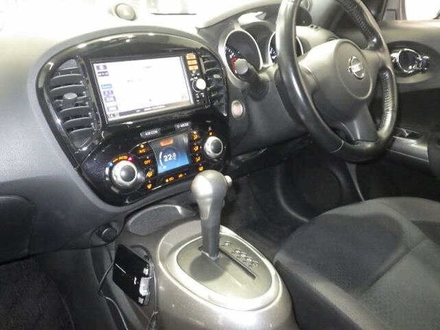 NISSAN JUKE