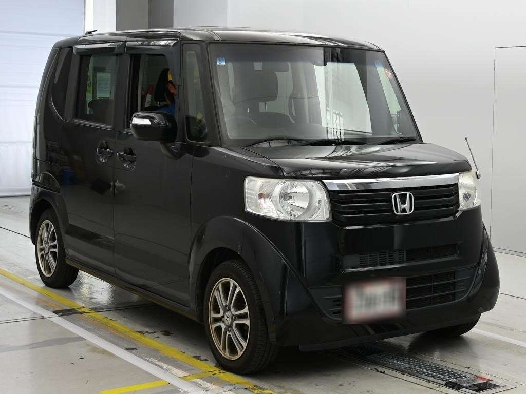 HONDA N-BOX