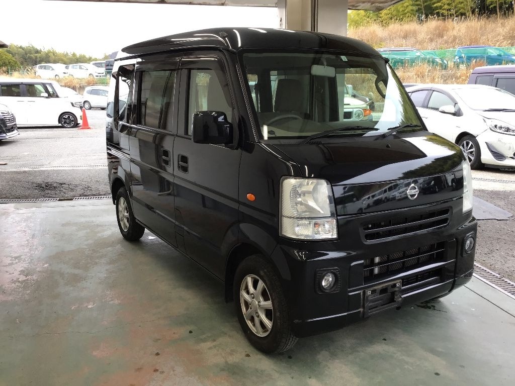 NISSAN NV100 CLIPPER