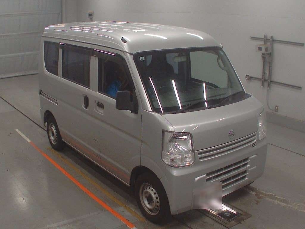 NISSAN NV100 CLIPPER