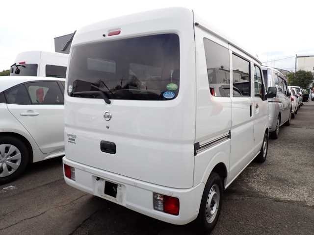 NISSAN NV100 CLIPPER