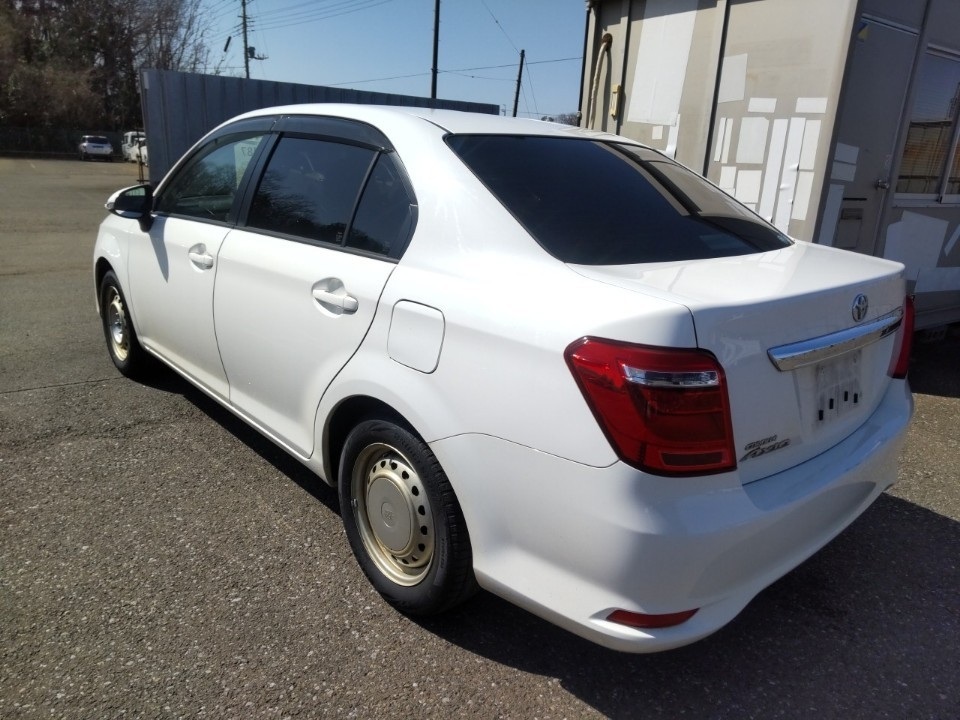 TOYOTA COROLLA AXIO