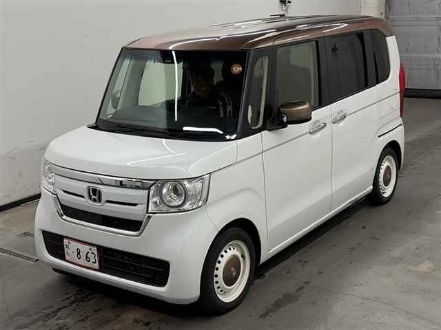 HONDA N-BOX