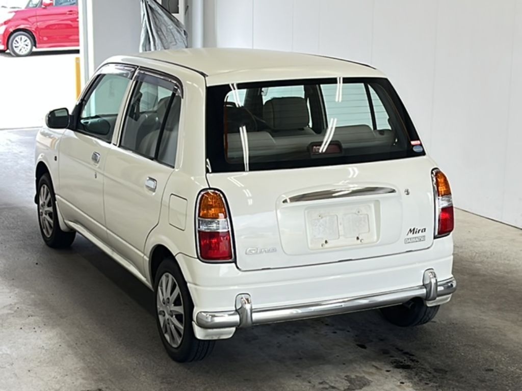 DAIHATSU MIRA GINO