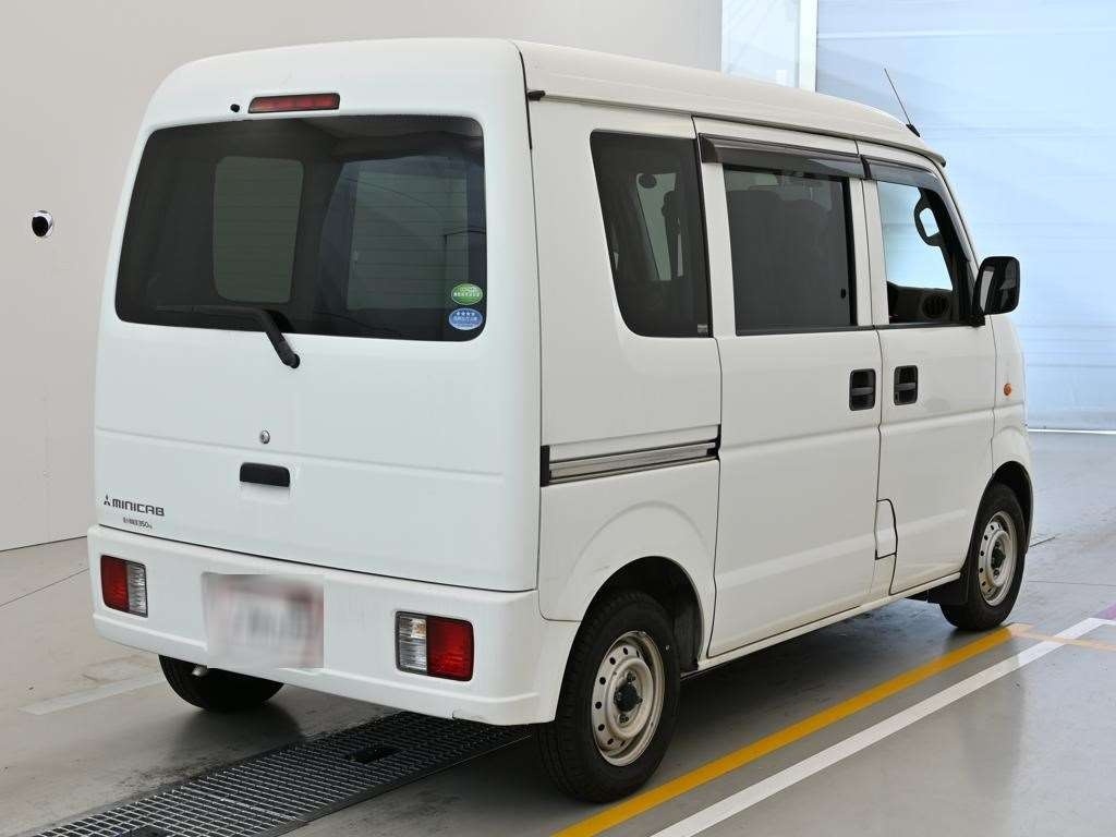 MITSUBISHI MINICAB