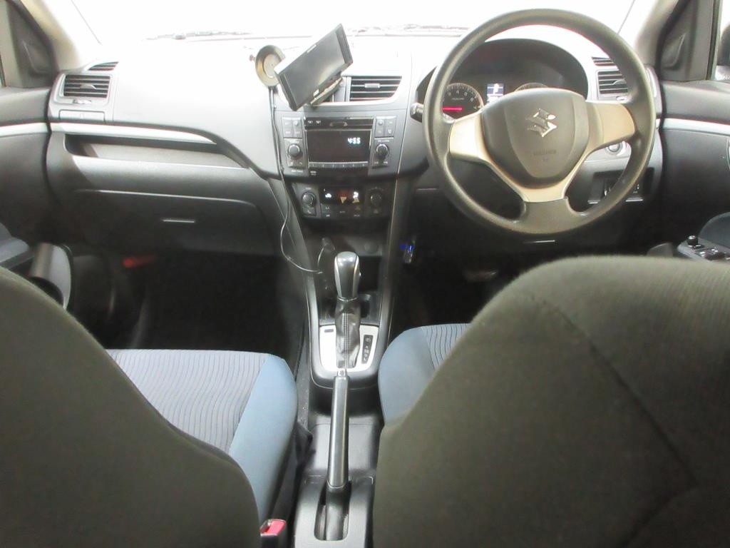 SUZUKI SWIFT