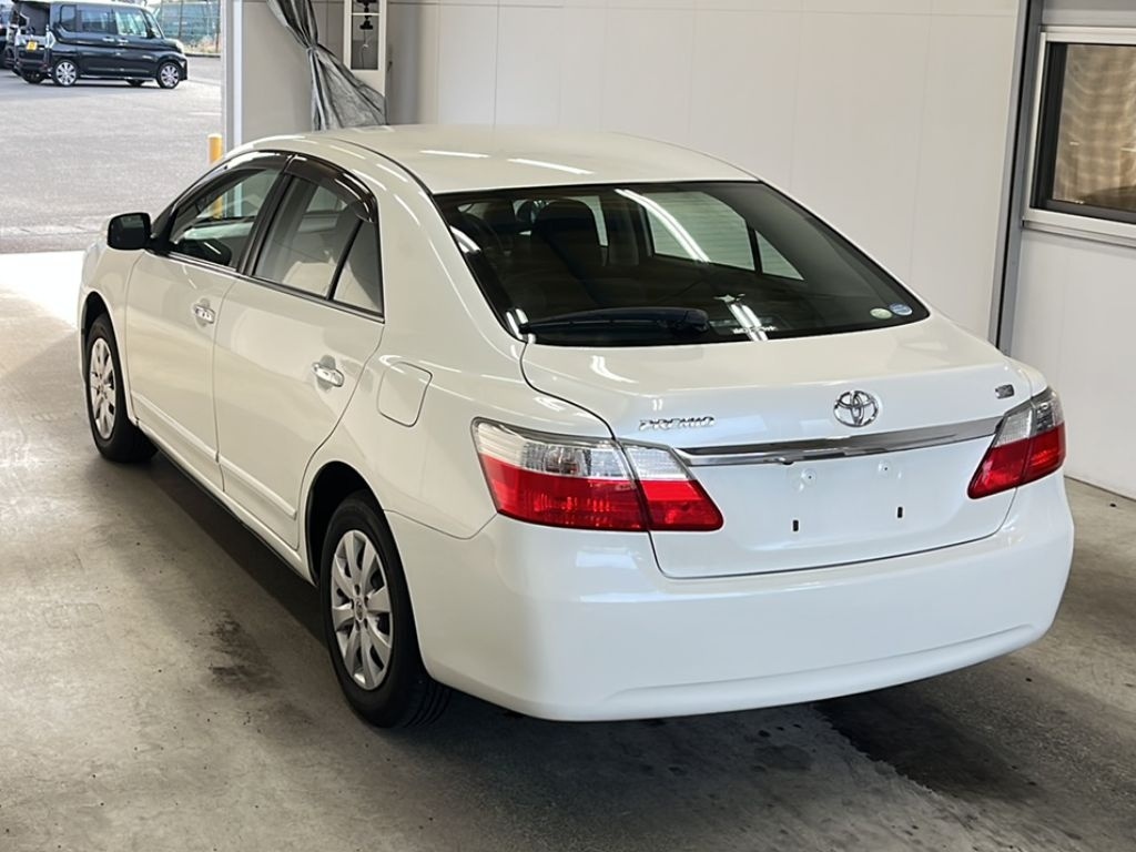 TOYOTA PREMIO
